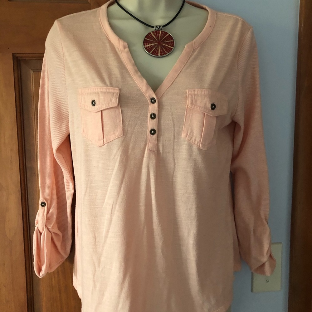 Woman’s Peach Top